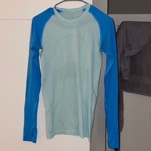 Lululemon long sleeve t